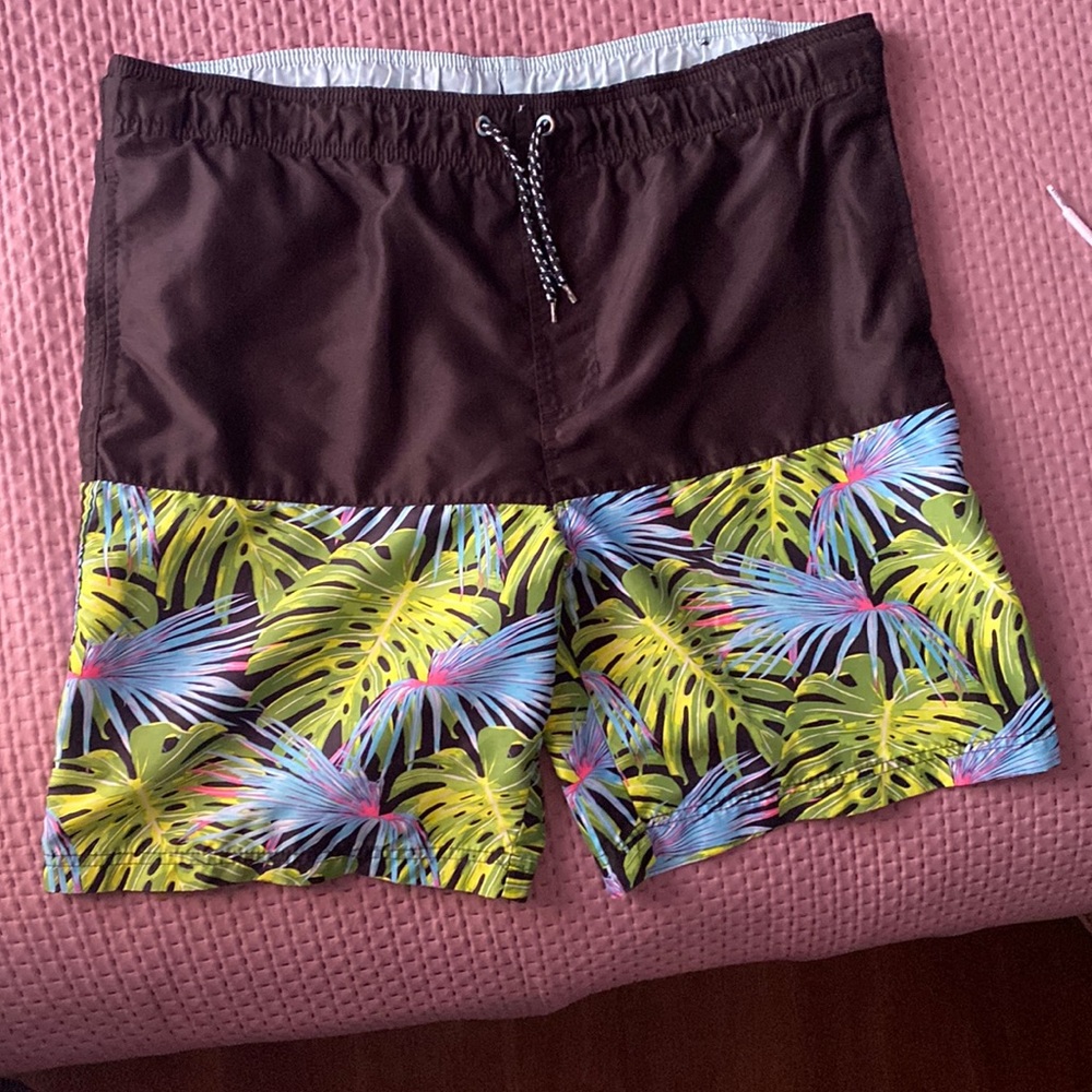 Faded Glory Swimming Trunks M (32-34)